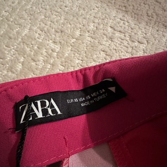Zara skirts fuschia - Picture 3 of 4